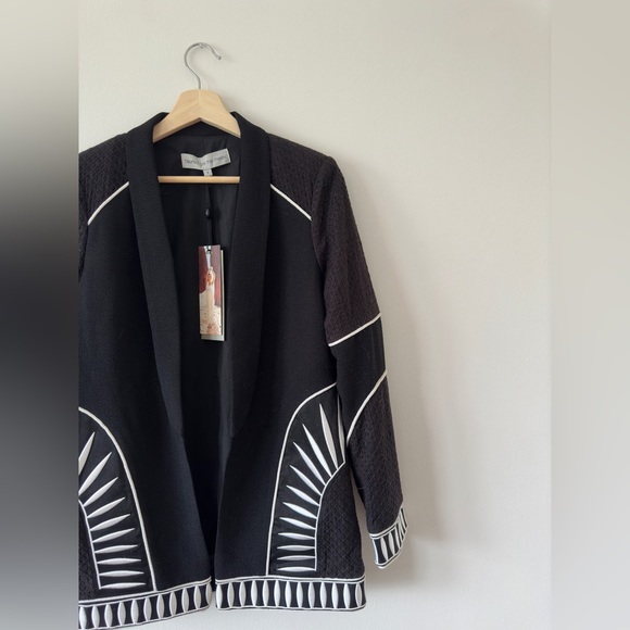 🖤🤍SOLD🤍🖤 Blessed are the Meek Contrast Embroidered Blazer - Picture 10 of 10